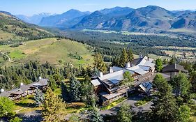 Sun Mountain Lodge
